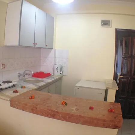 Aparthotel Semiz