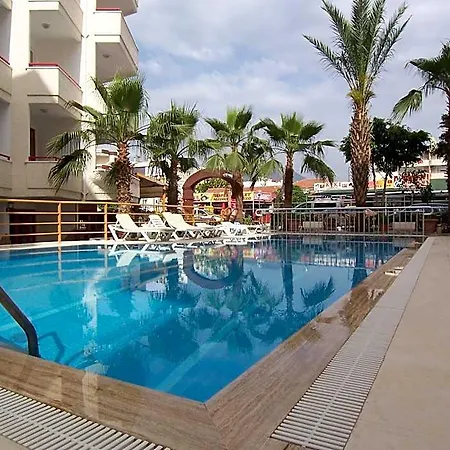 Aparthotel Semiz