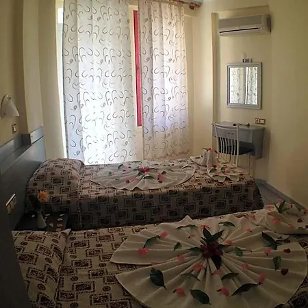 Semiz Aparthotel 2*