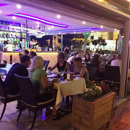 Semiz Aparthotel 3*