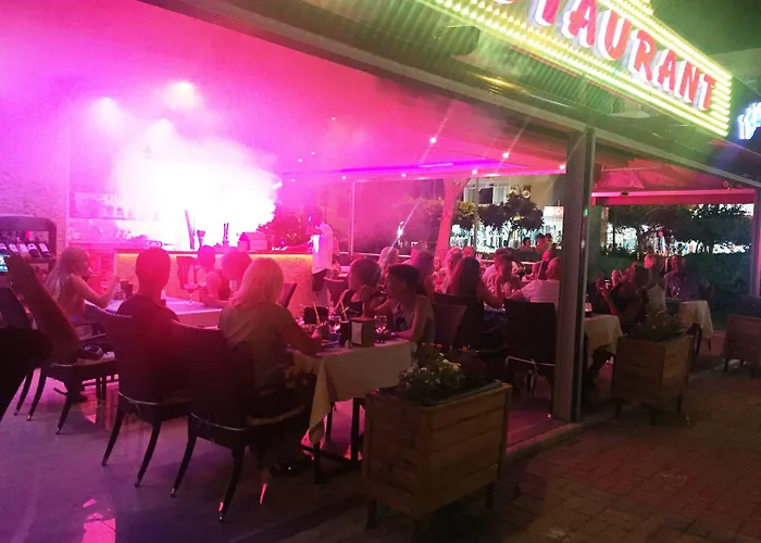 Hotel de apartamente Semiz 2*