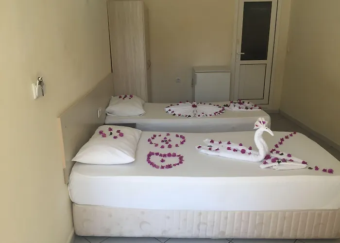 Semiz מלון דירות