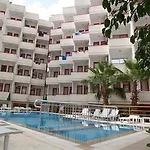 Semiz Aparthotel 2*