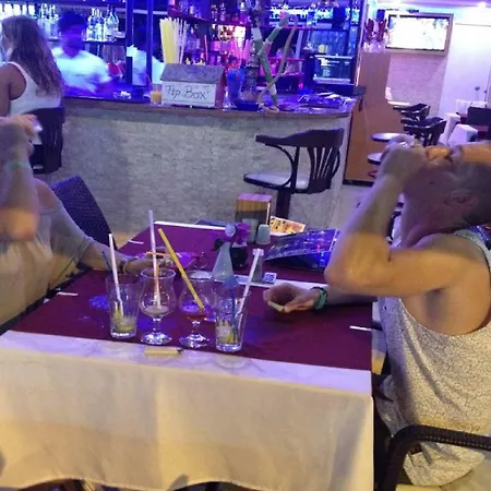 公寓式酒店 Semiz