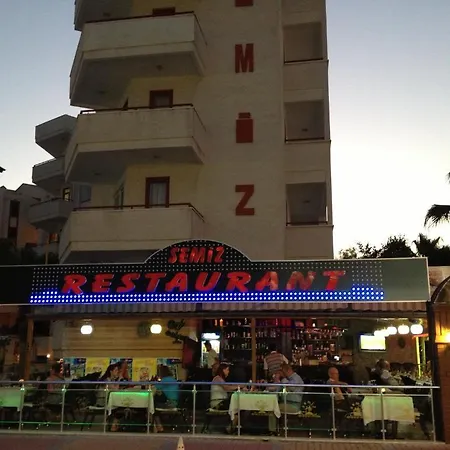 公寓式酒店 Semiz 阿拉尼亚