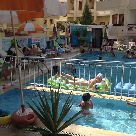 公寓式酒店 Semiz